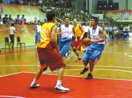 未成年人出 未成年人出