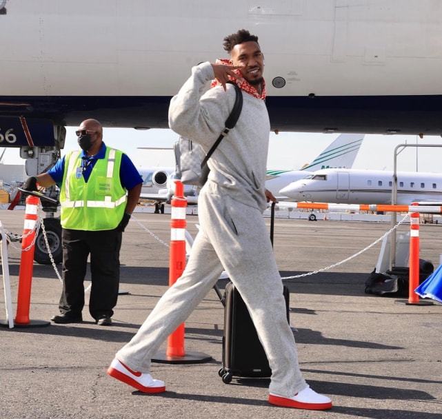 对标这些指 对标这些指